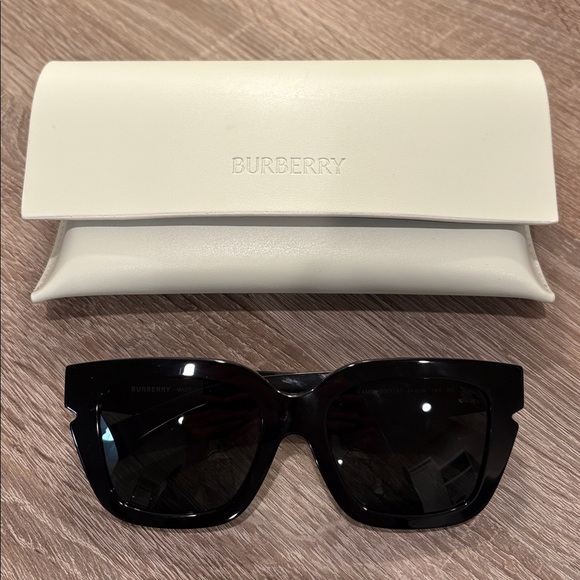 Burberry Black Sunglasses Style#BE4453F main image 7